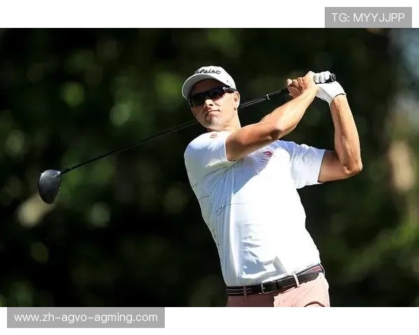 威士伯锦标赛战报任成宰领先窦泽成霍夫兰提前出局